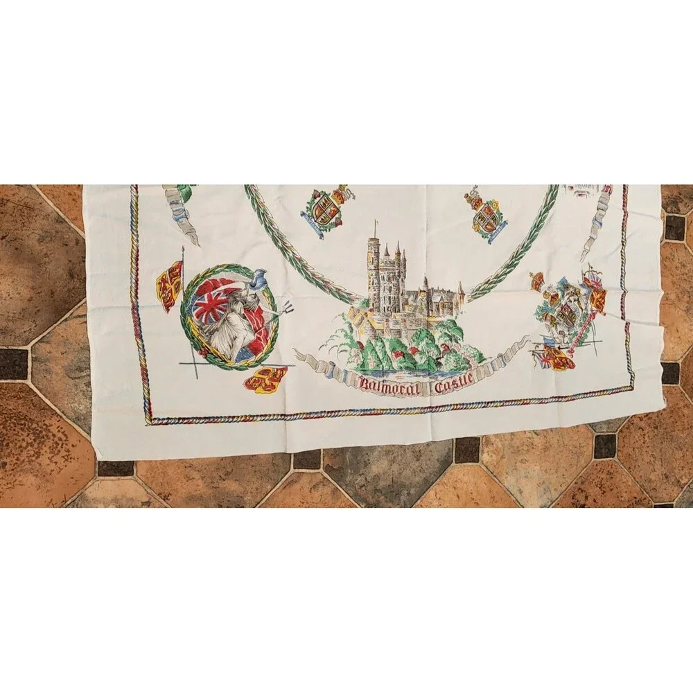 Royal Palaces Vintage Square Tablecloth ~46.25 X 42.5